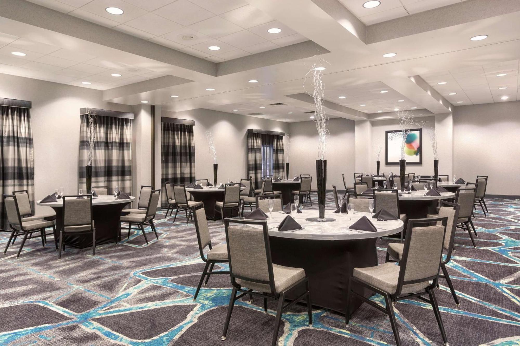 Embassy Suites Orlando - Airport Exterior foto